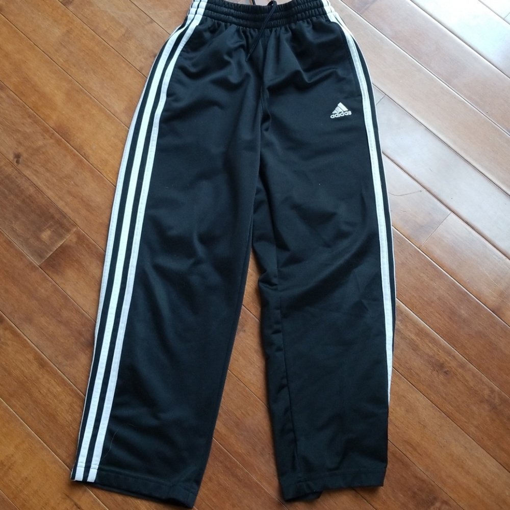 Adidas sweatpants